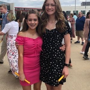 Meet your Posher, Mia